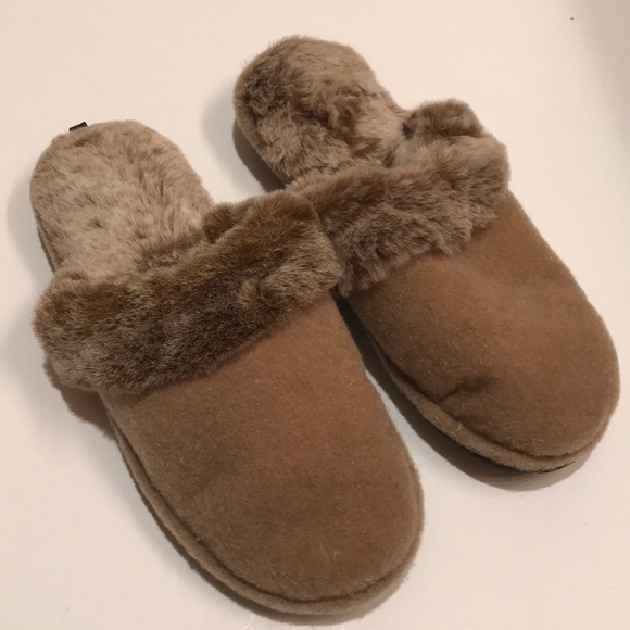 NWOT Activizer cozy fuzzy slippers 6 winter warm - Picture 2 of 9